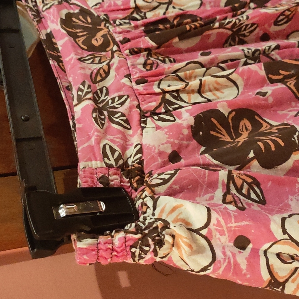 Girls skirt, 14 - Picture 3 of 3